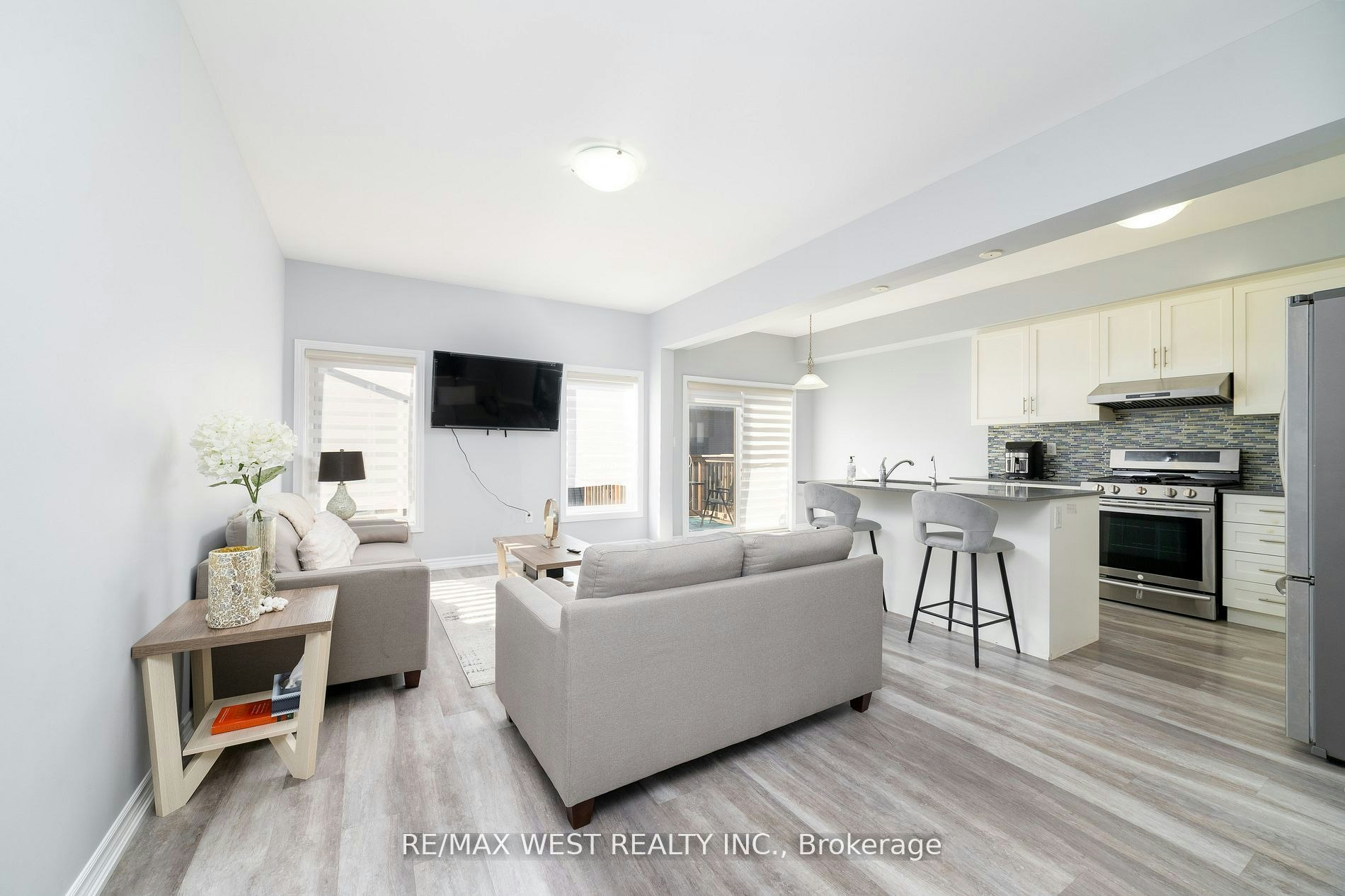 44-324 Equestrian Way, Cambridge, ON, N3E 0E2 - 13