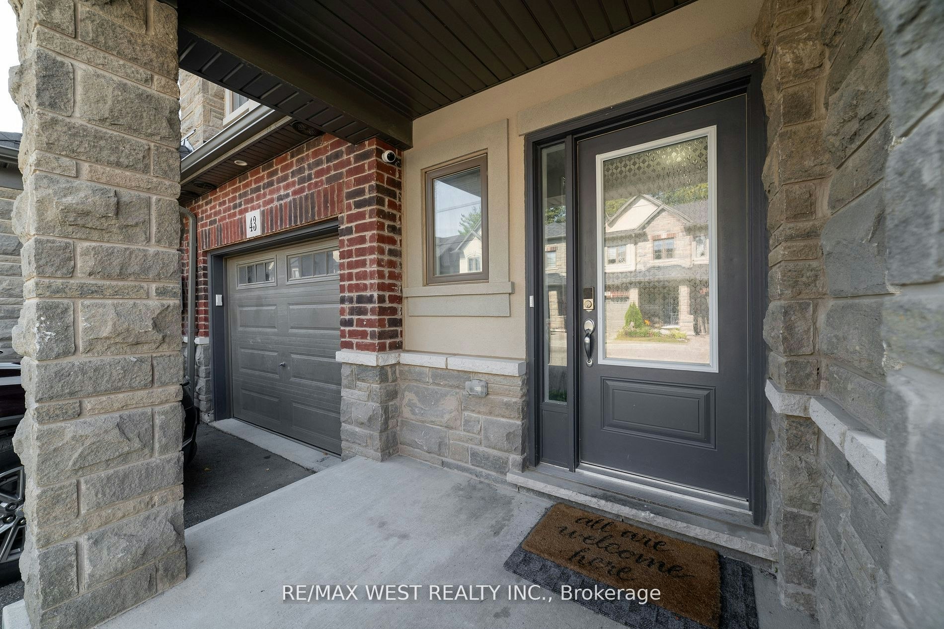 44-324 Equestrian Way, Cambridge, ON, N3E 0E2 - 2