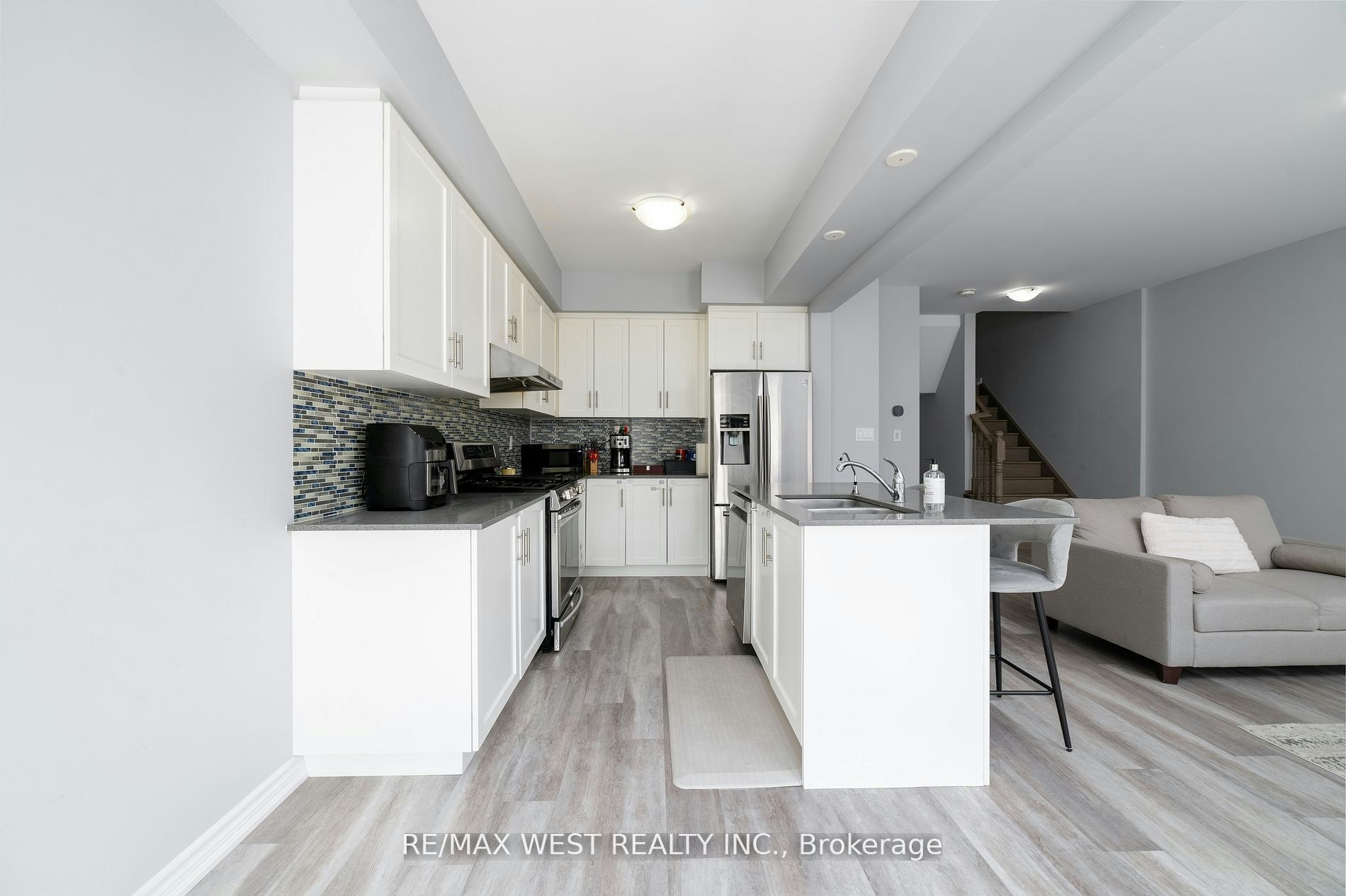 44-324 Equestrian Way, Cambridge, ON, N3E 0E2 - 7