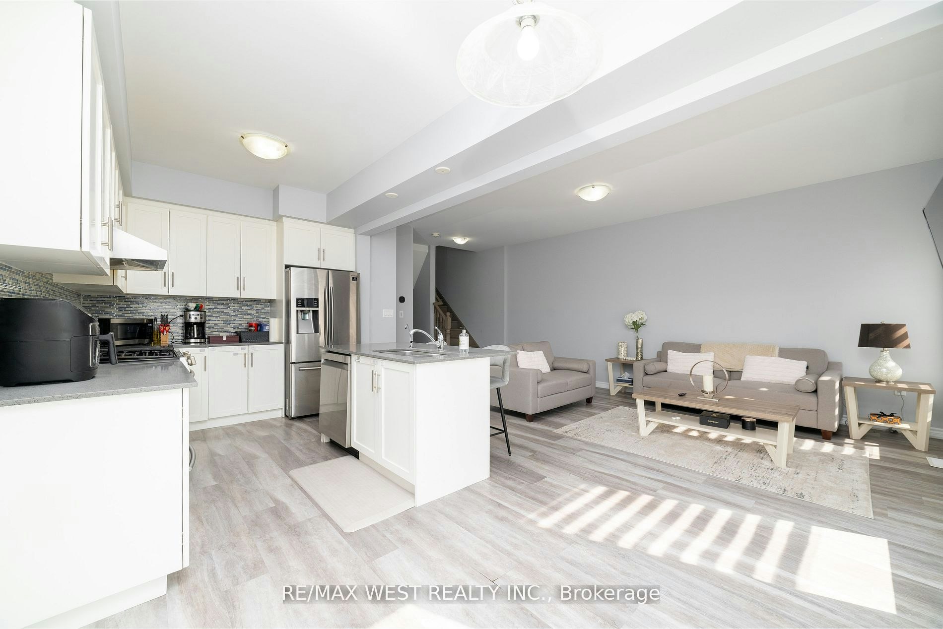 44-324 Equestrian Way, Cambridge, ON, N3E 0E2 - 9