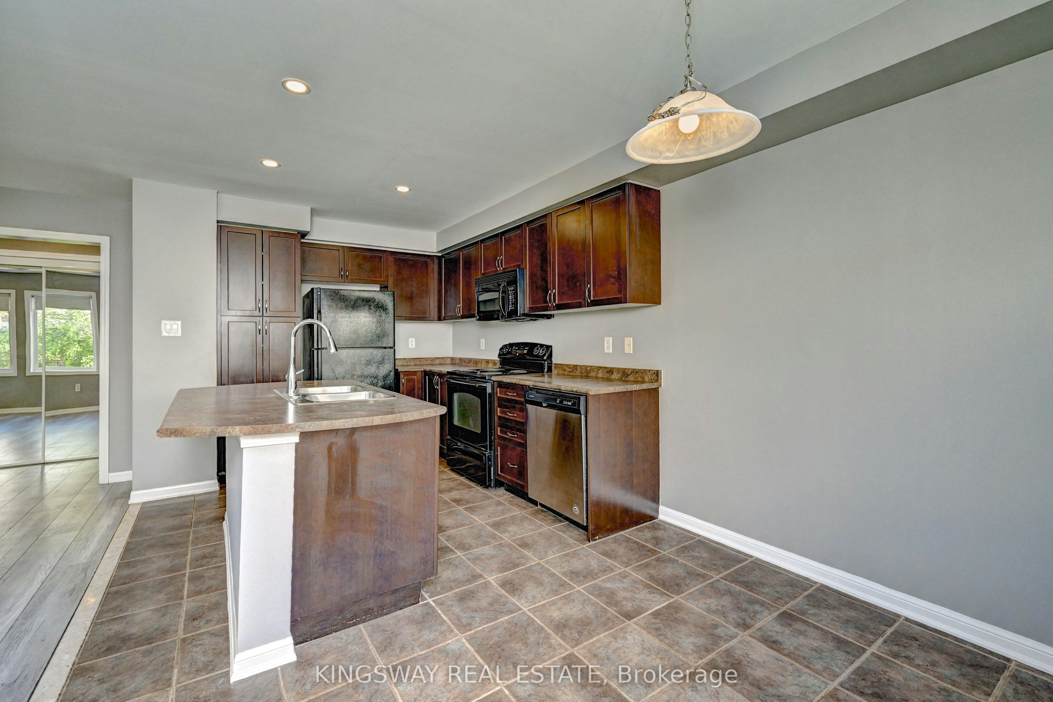 103 Blackbird Circle, Cambridge, ON, N3C 0A9 - 19
