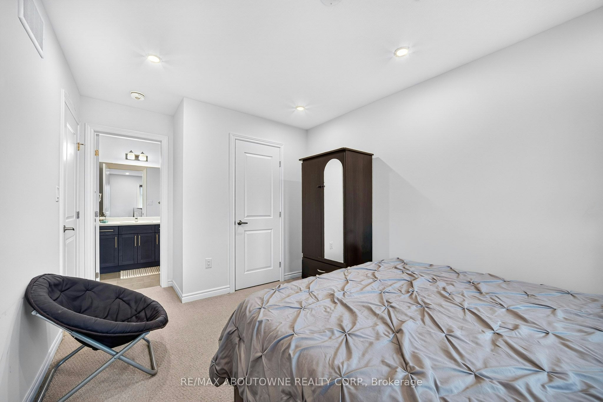 33 Bellhouse Avenue, Brantford, ON, N3T 0T9 - 18