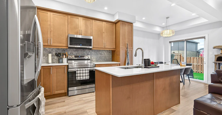 33 Bellhouse Avenue, Brantford, ON, N3T 0T9 - 6