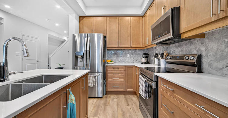33 Bellhouse Avenue, Brantford, ON, N3T 0T9 - 9