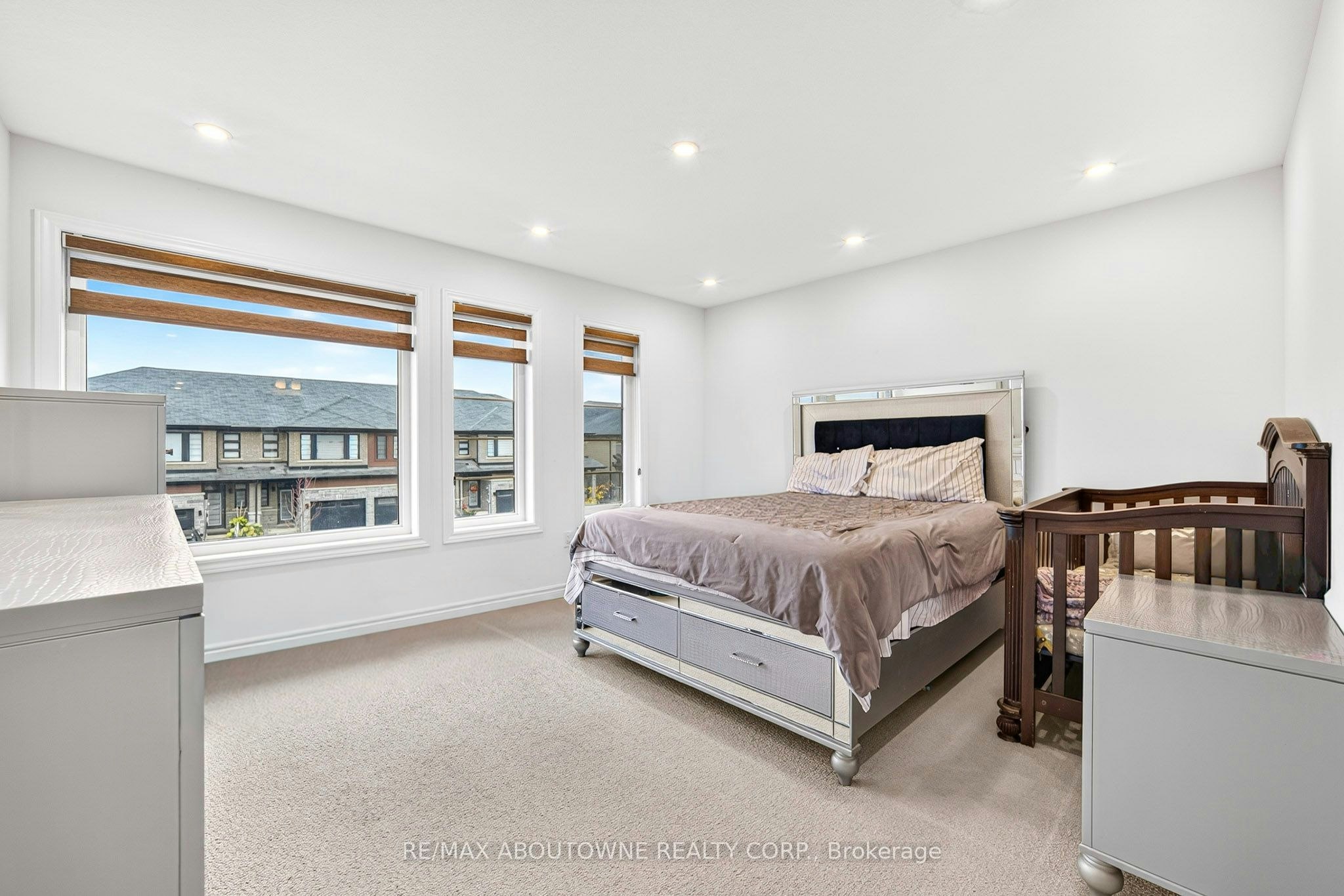 33 Bellhouse Avenue, Brantford, ON, N3T 0T9 - 13