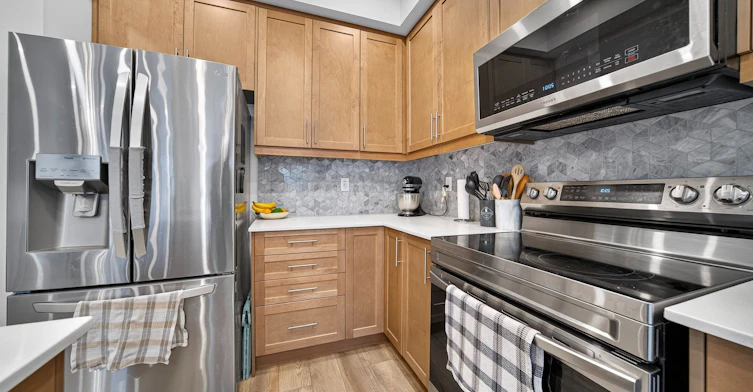 33 Bellhouse Avenue, Brantford, ON, N3T 0T9 - 7