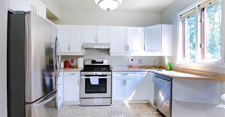 496 Highbury Avenue N, London, ON, N5W 4K4 - 9