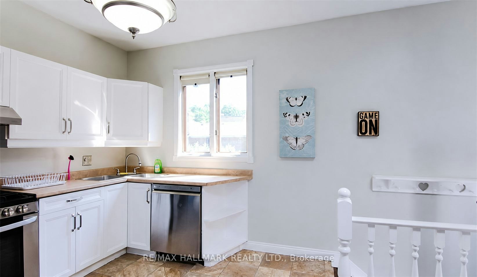 496 Highbury Avenue N, London, ON, N5W 4K4 - 8