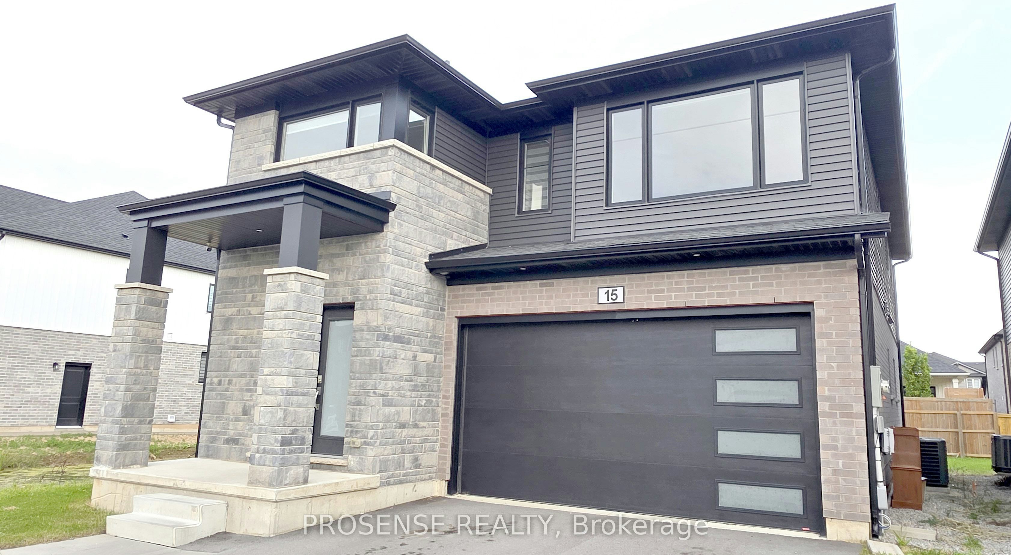 15 Samuel Avenue, Pelham, ON, L3E 0G9 - 3