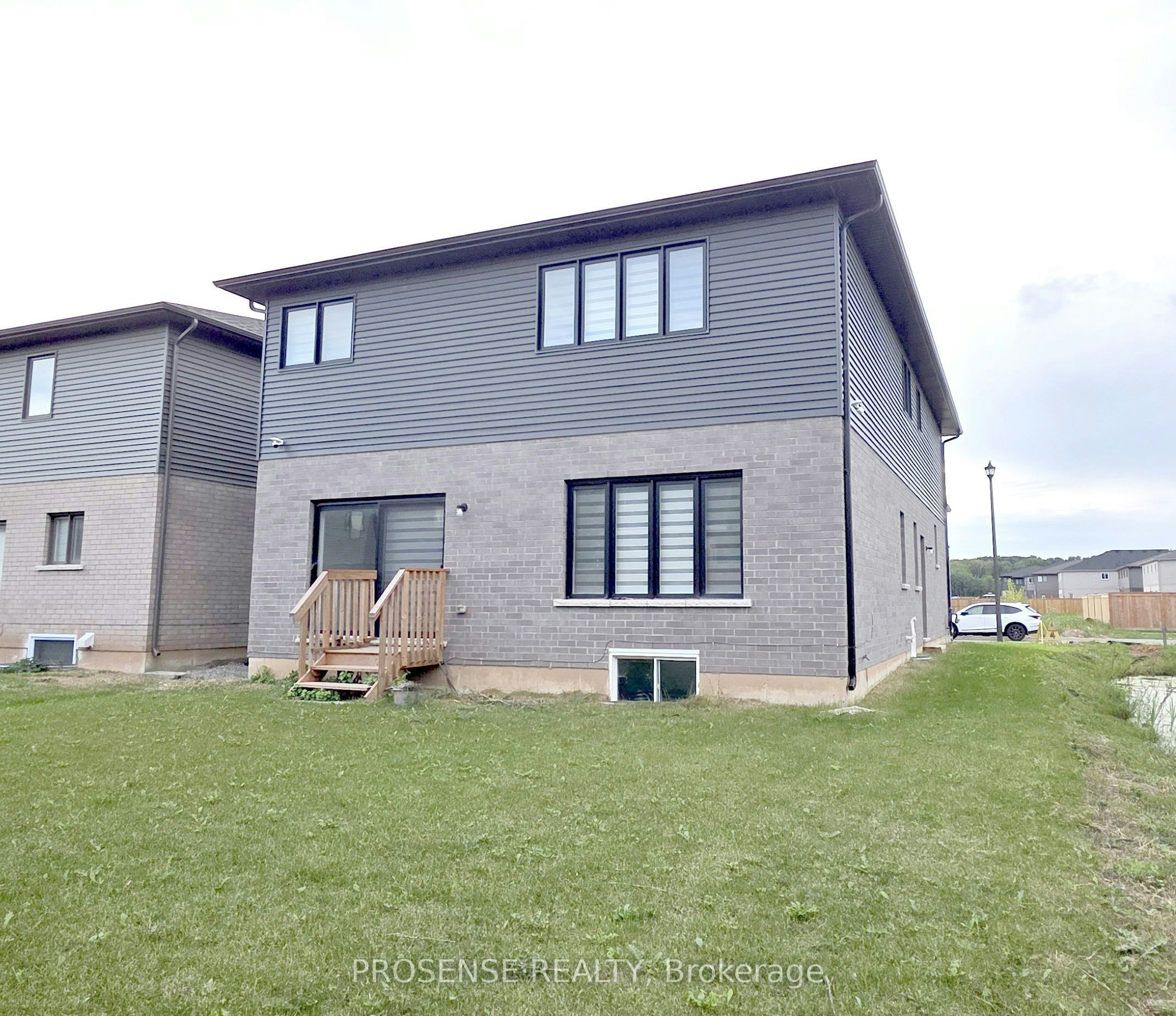 15 Samuel Avenue, Pelham, ON, L3E 0G9 - 49