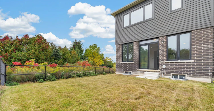 113 Watts Mews, Kawartha Lakes, ON, K9V 5V4 - 11