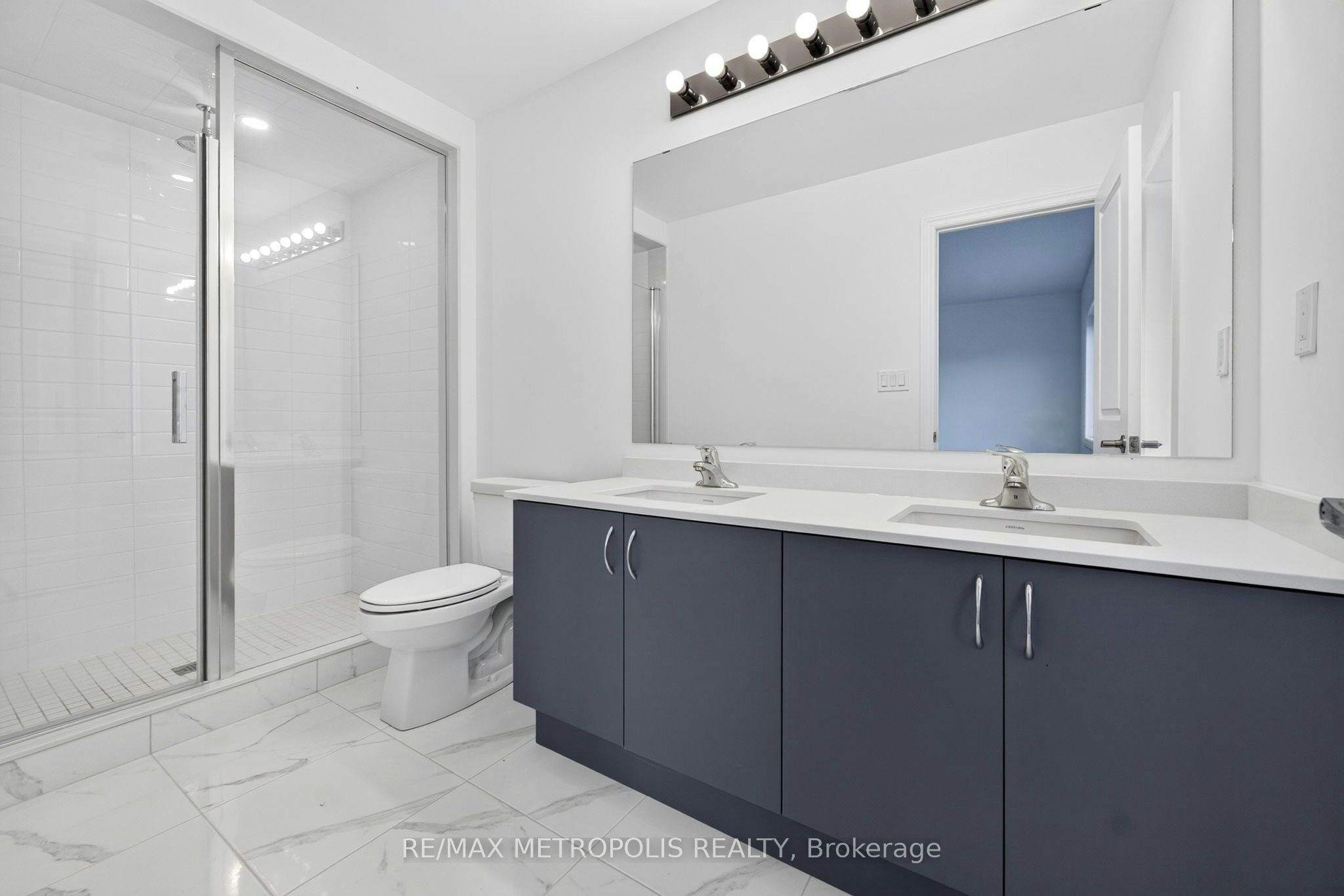 113 Watts Mews, Kawartha Lakes, ON, K9V 5V4 - 8