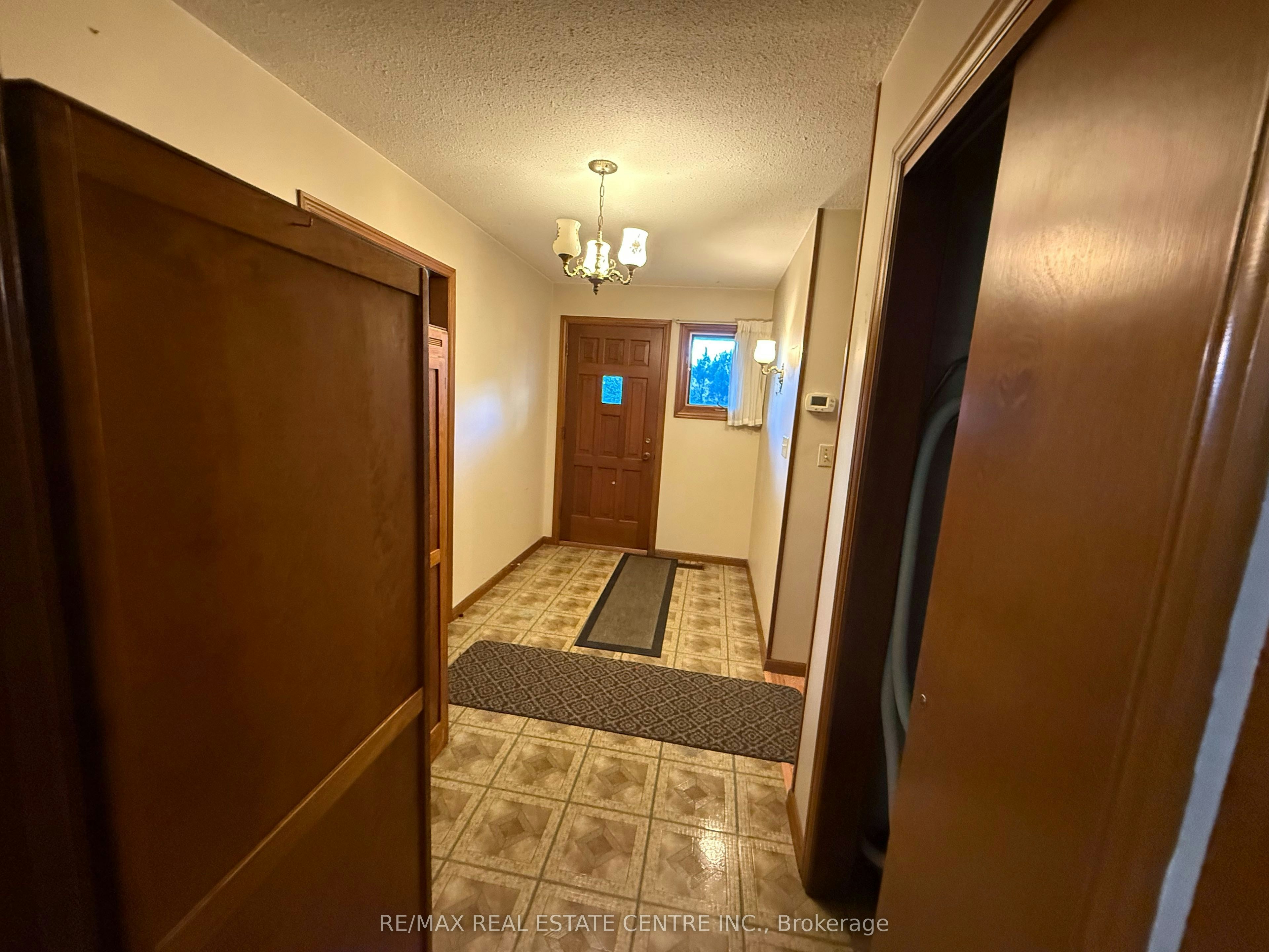 7745 Eastview Road, Guelph/Eramosa, ON, N1E 7K8 - 7