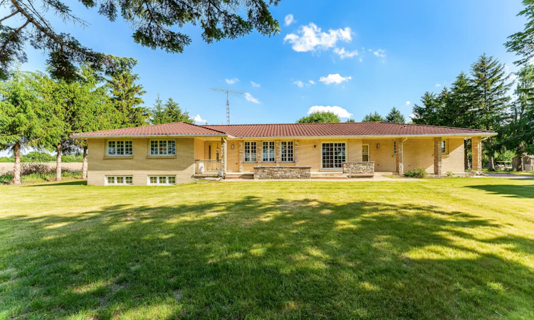 2047 Hamilton Road
