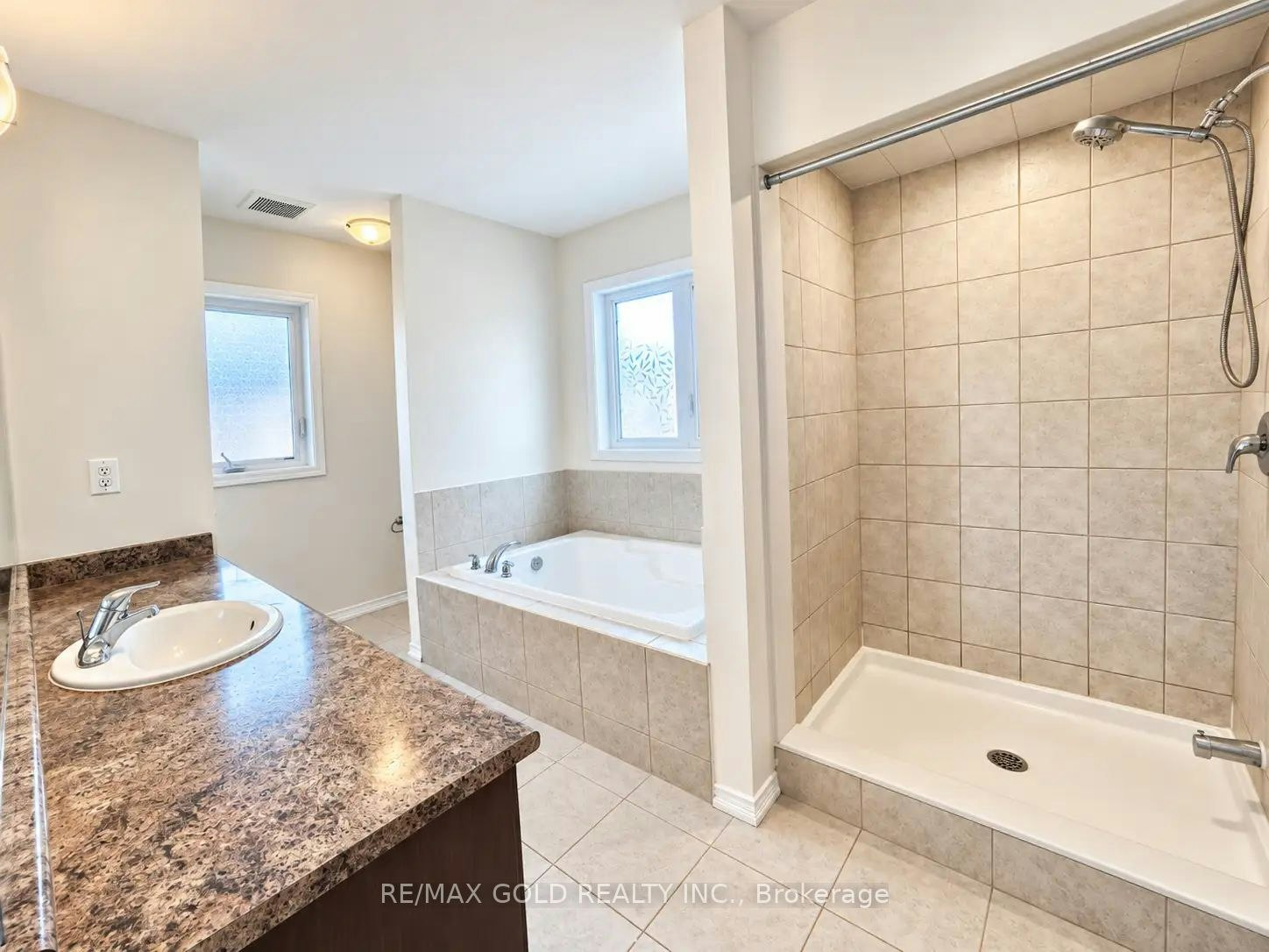 26 Alexandra Drive, Thorold, ON, L3B 5N5 - 16