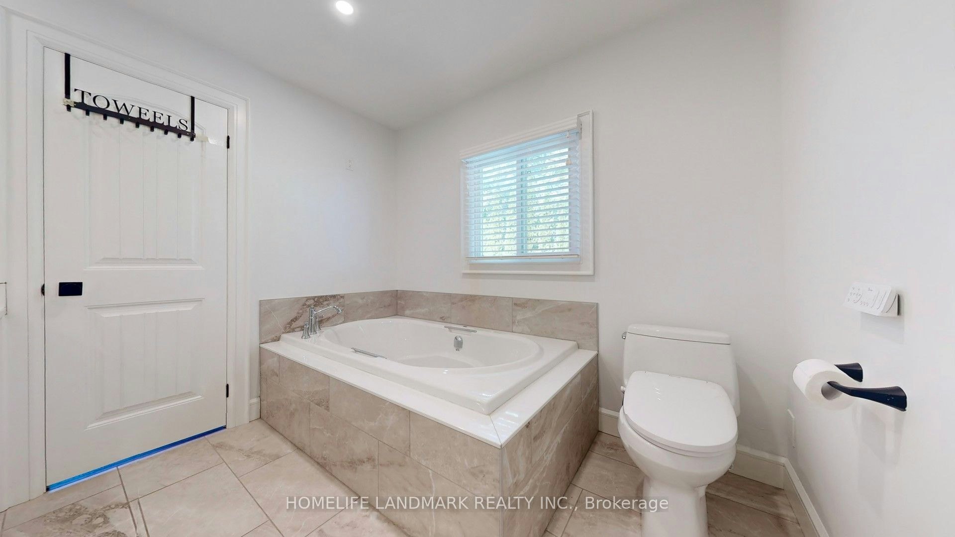 208 Lakeshore Drive, Kawartha Lakes, ON, K0M 1A0 - 24