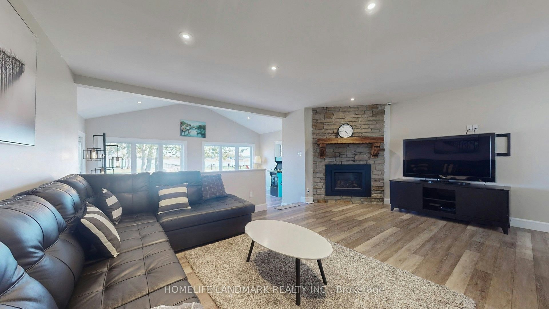 208 Lakeshore Drive, Kawartha Lakes, ON, K0M 1A0 - 14