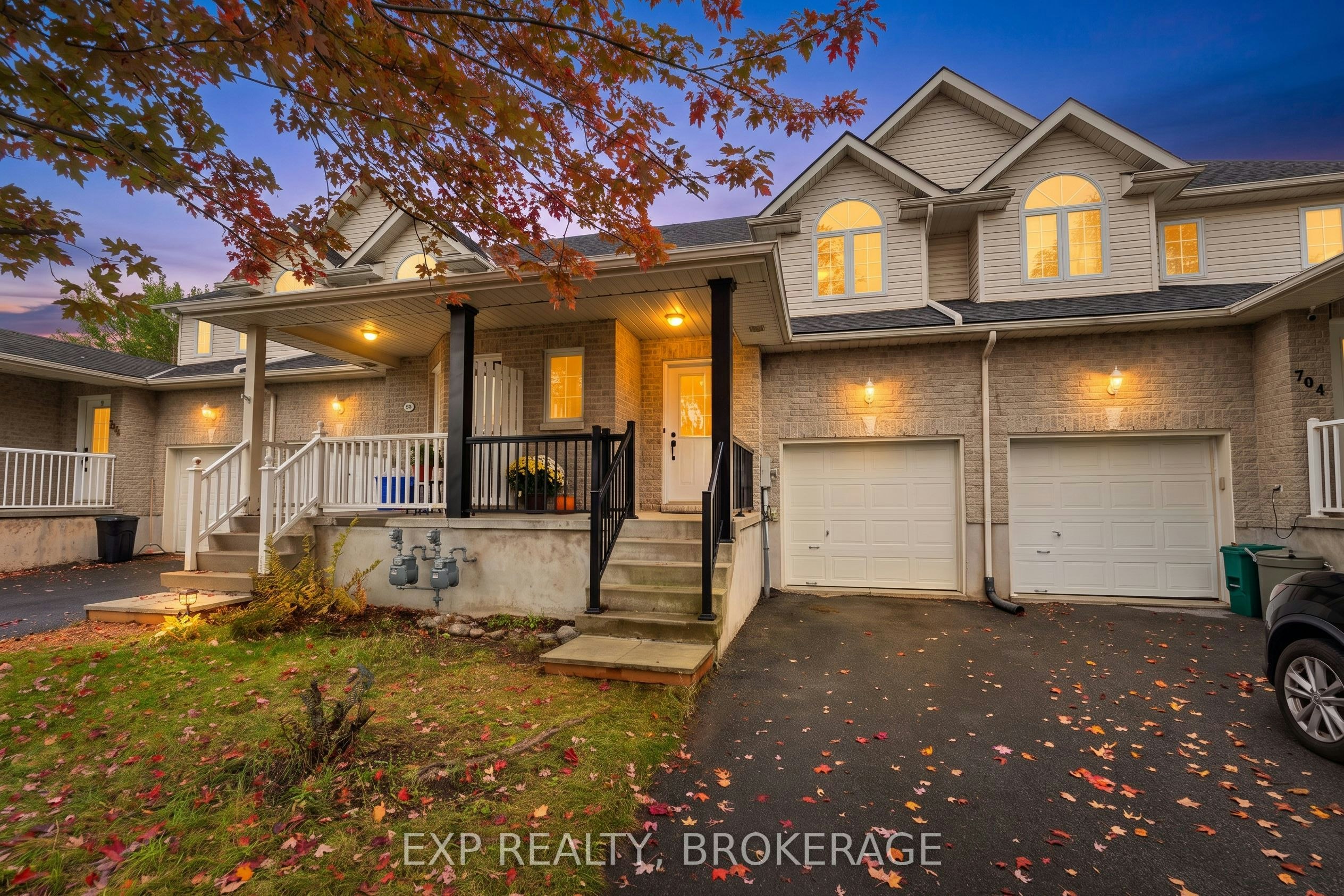 702 Maclean Court, Kingston, ON, K7K 7L8