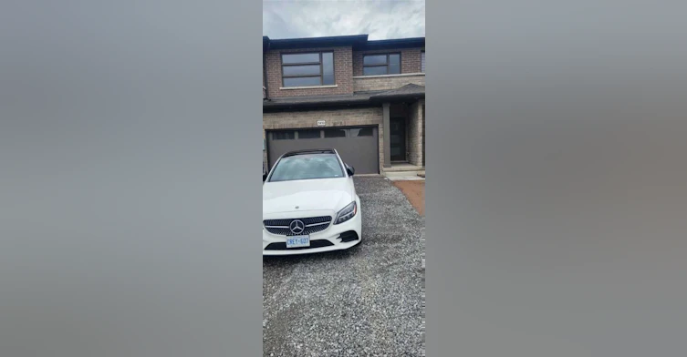 7413 Matteo Drive, Niagara Falls, ON, L2H 3T3 - 3