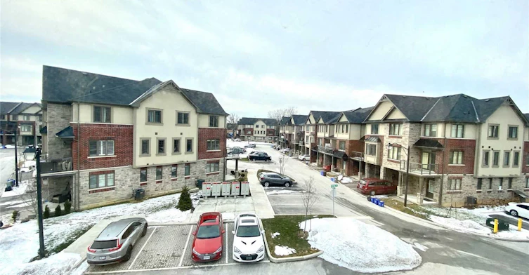 42 Farley Lane, Hamilton, ON, L9G 3K9 - 3
