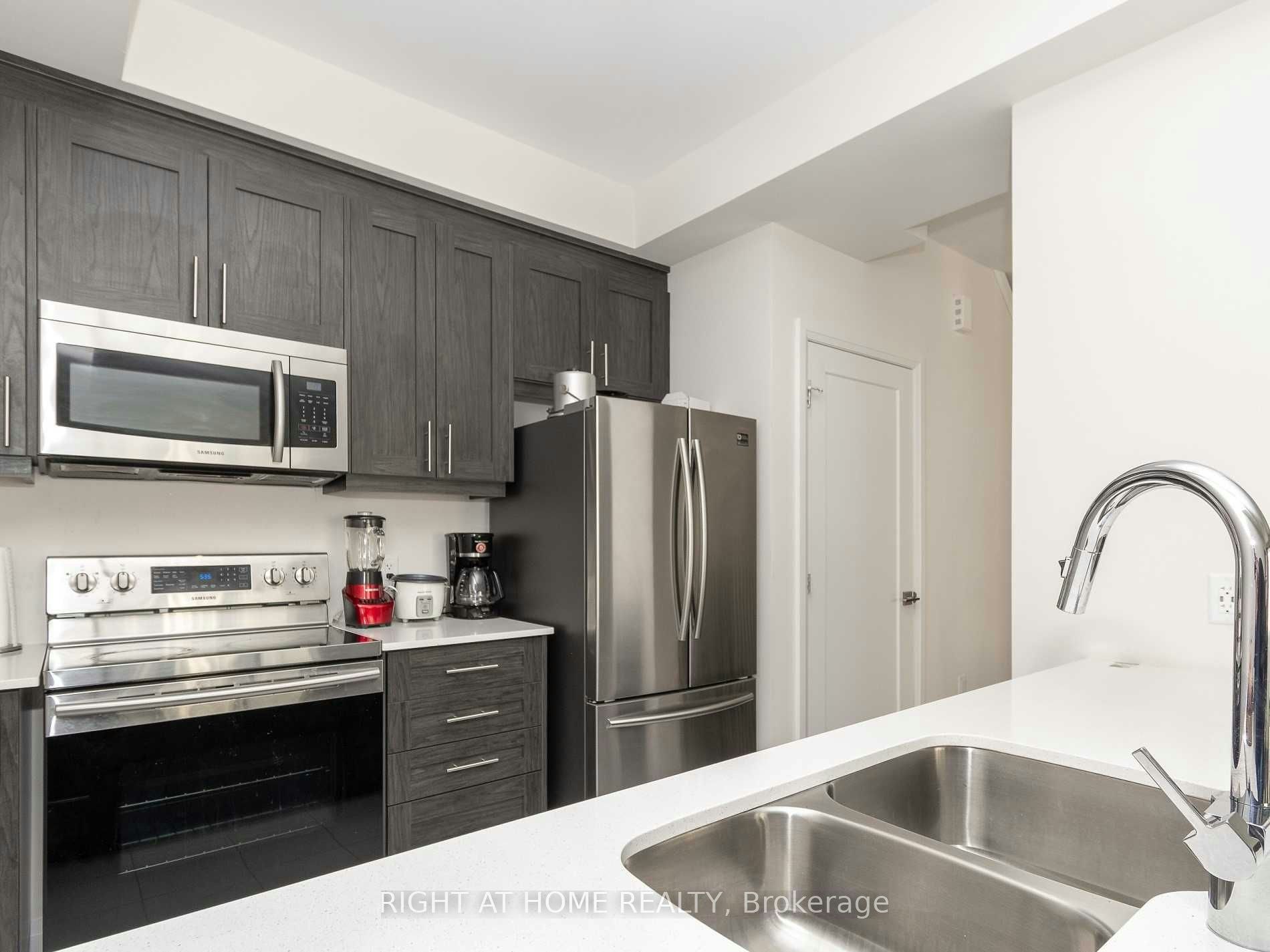 42 Farley Lane, Hamilton, ON, L9G 3K9 - 5