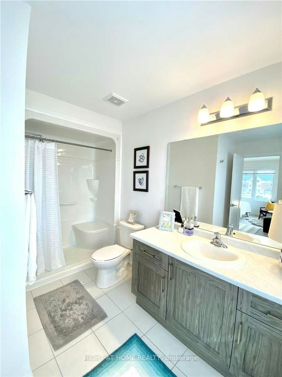 42 Farley Lane, Hamilton, ON, L9G 3K9 - 9