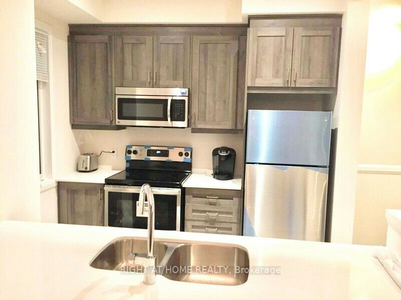 42 Farley Lane, Hamilton, ON, L9G 3K9 - 6