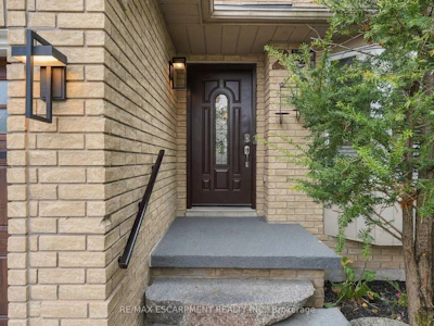 231 Parkside Drive - 2