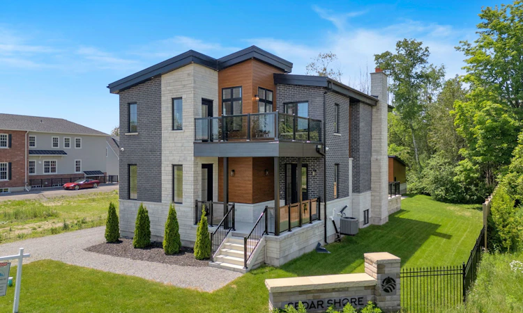 213 Suzanne Mess Boulevard