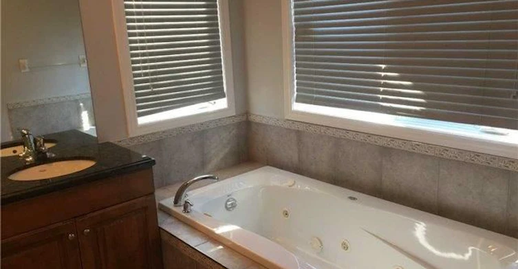 55 First St, Louth Street, St. Catharines, ON, L2W 1C7 - 6
