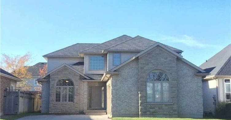 55 First St, Louth Street, St. Catharines, ON, L2W 1C7