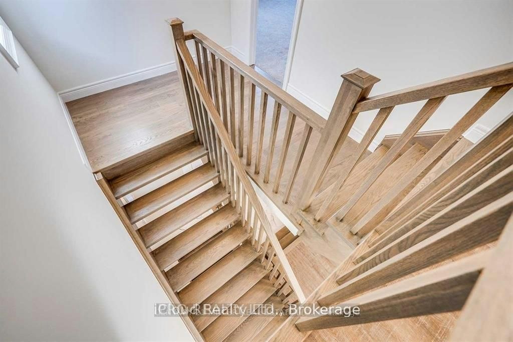 13 Southam Lane, Hamilton, ON, L9C 0E7 - 9