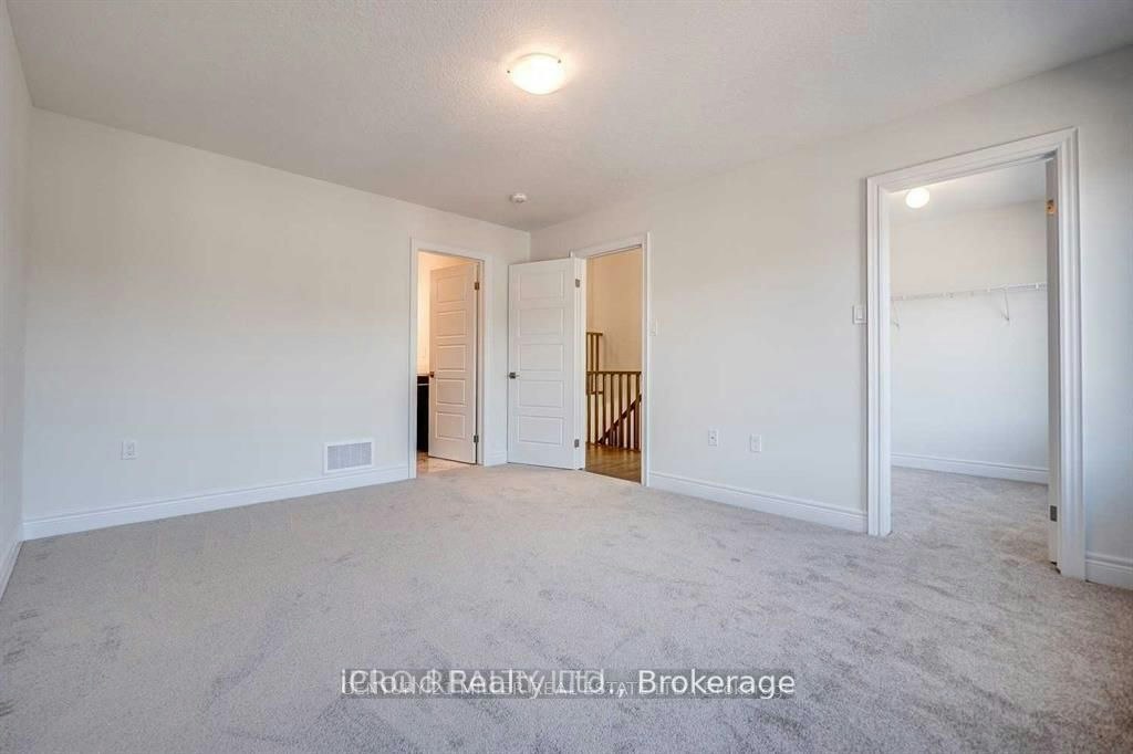 13 Southam Lane, Hamilton, ON, L9C 0E7 - 14