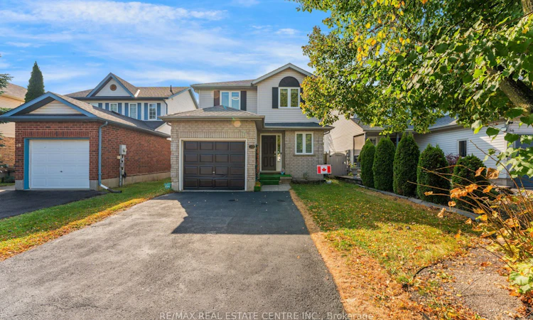 52 Crawford Crescent