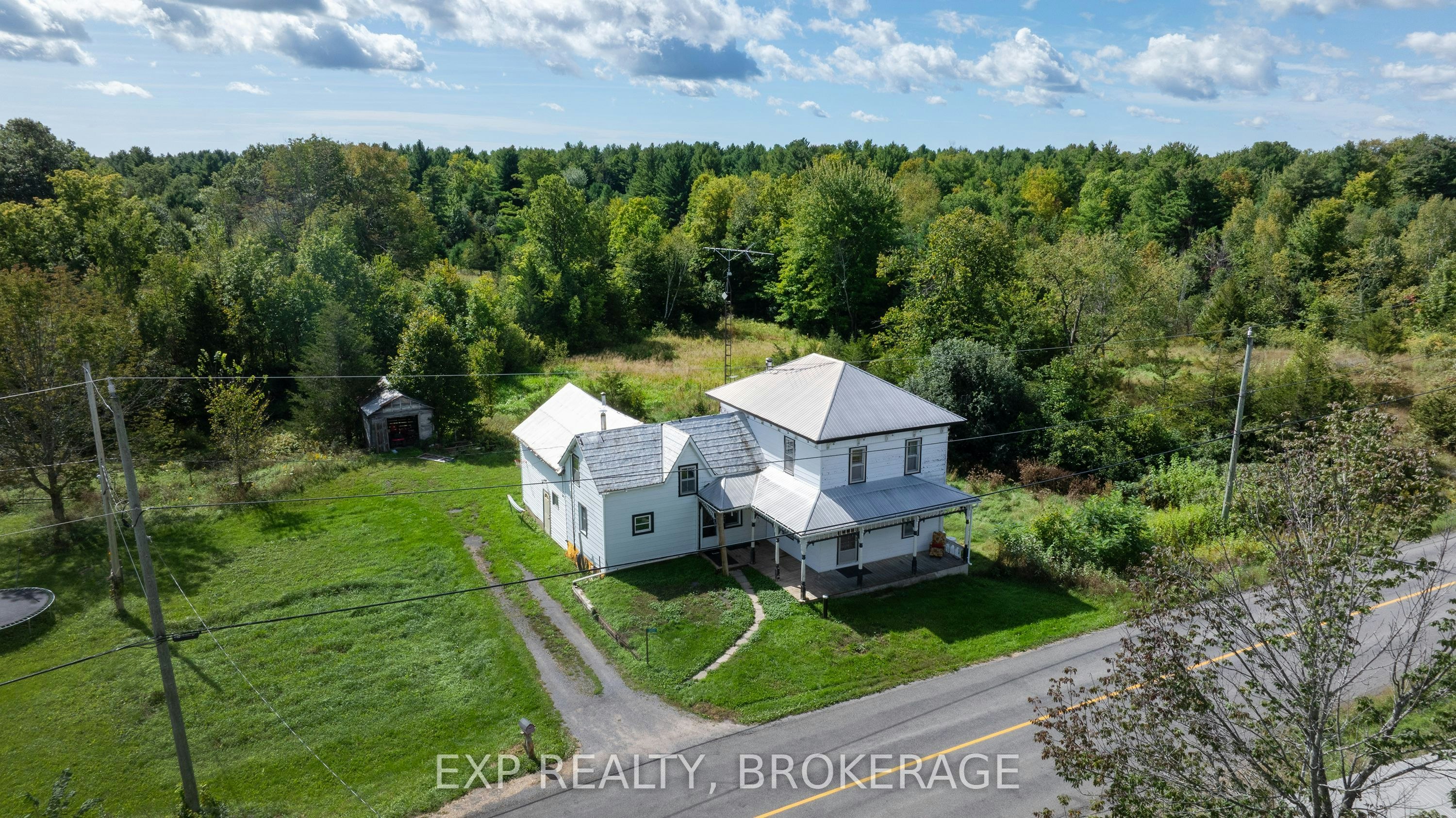 3697 Desert Lake Road, South Frontenac, ON, K0H 1W0