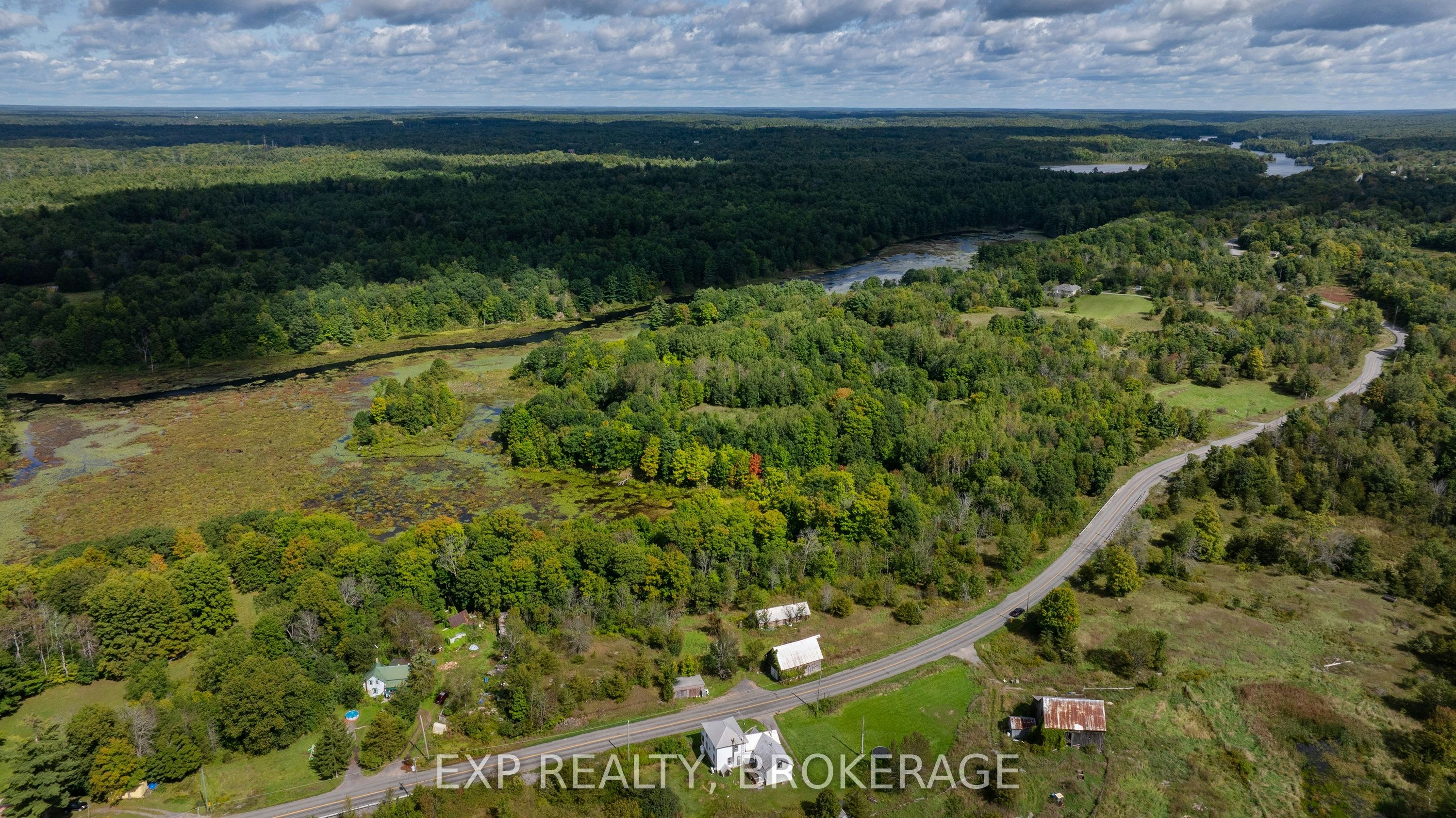 3697 Desert Lake Road, South Frontenac, ON, K0H 1W0