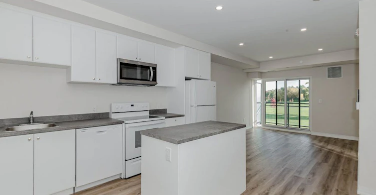 226-50 Herrick Avenue, St. Catharines, ON, L2P 0G3 - 11