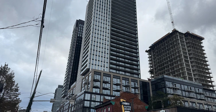 1502-91 John Street N, Hamilton, ON, L8R 1H7 - 2