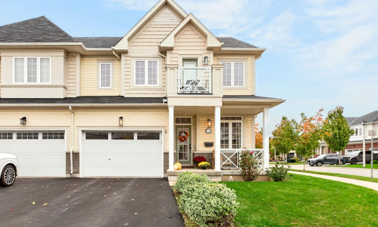 55 Dominion Crescent