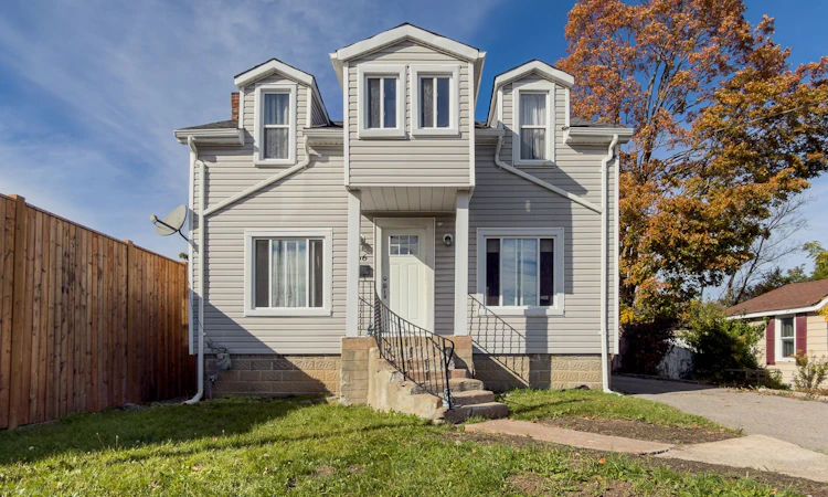166 Catharine Street