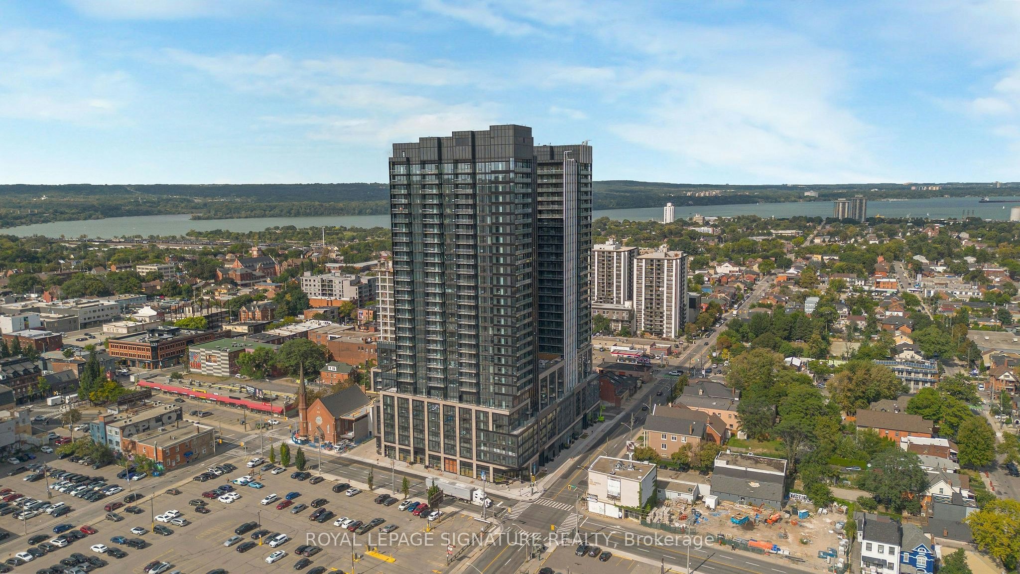 Tower A 1808-91 John Street N, Hamilton, ON, L8R 1C6 - 2