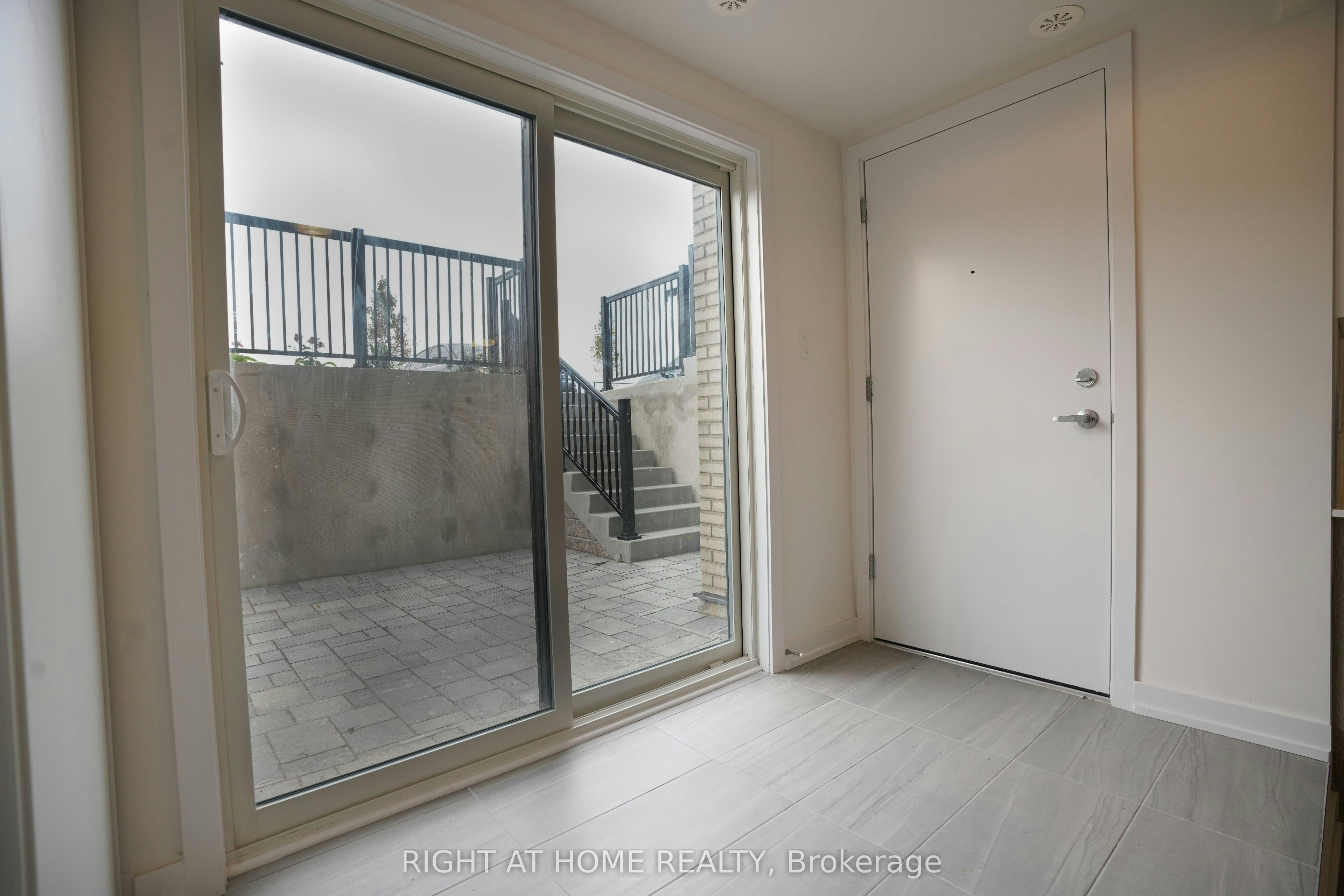 Q8-25 Palace St Street, Kitchener, ON, N2E 0L3 - 7