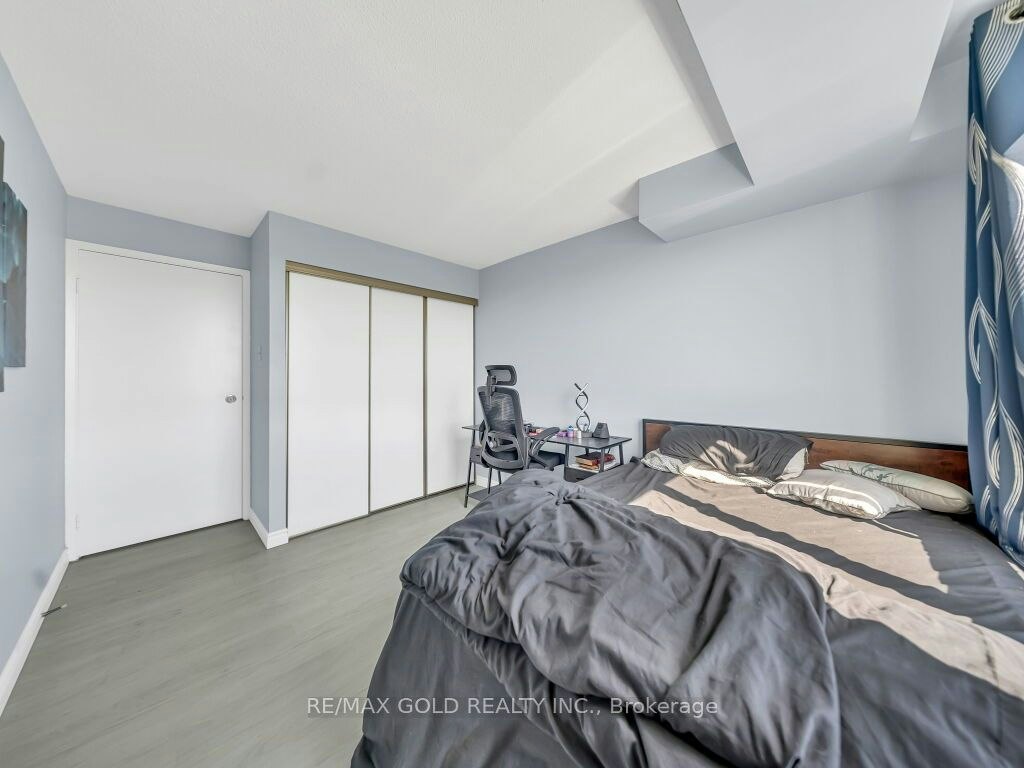 611-30 Blue Springs Drive, Waterloo, ON, N2J 4T2 - 33