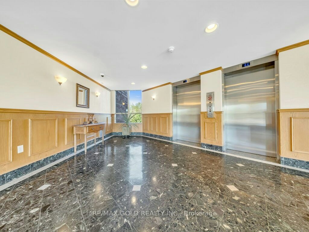 611-30 Blue Springs Drive, Waterloo, ON, N2J 4T2 - 9