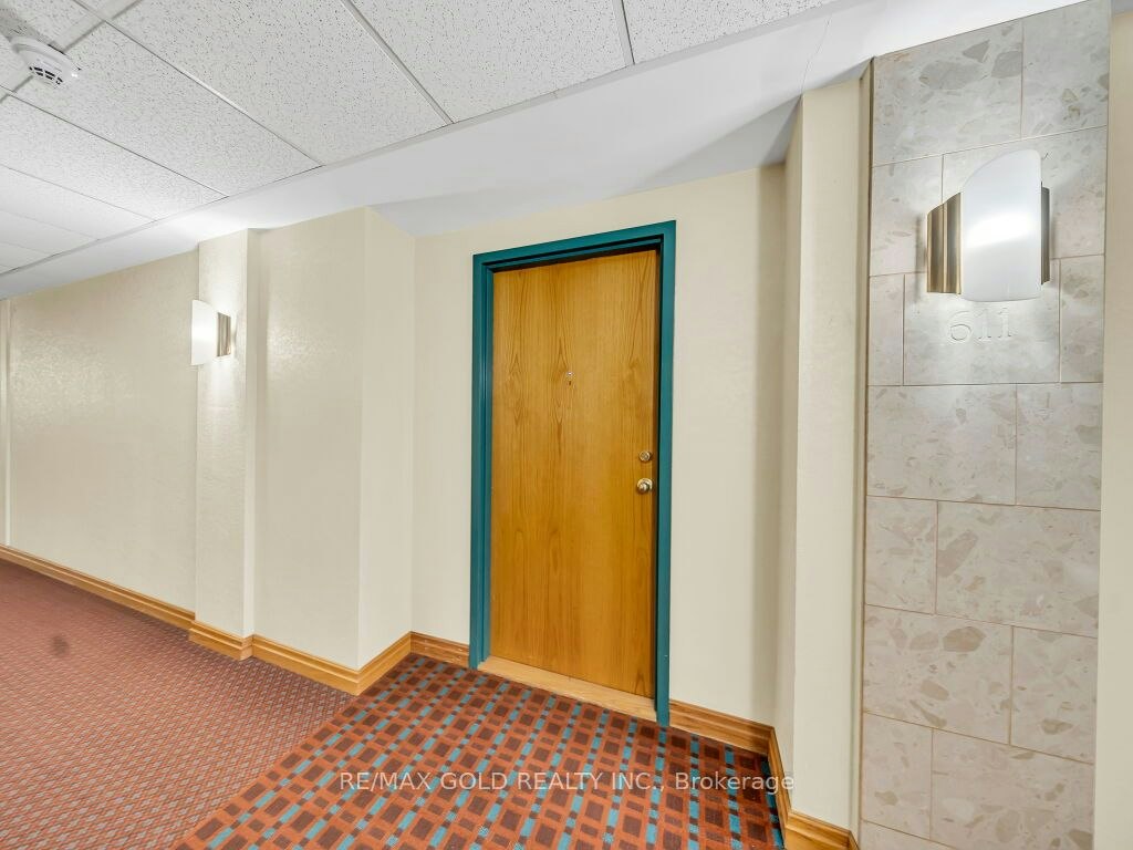 611-30 Blue Springs Drive, Waterloo, ON, N2J 4T2 - 11