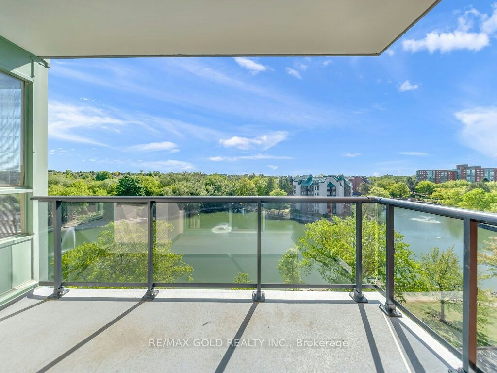 611-30 Blue Springs Drive, Waterloo, ON, N2J 4T2 - 16