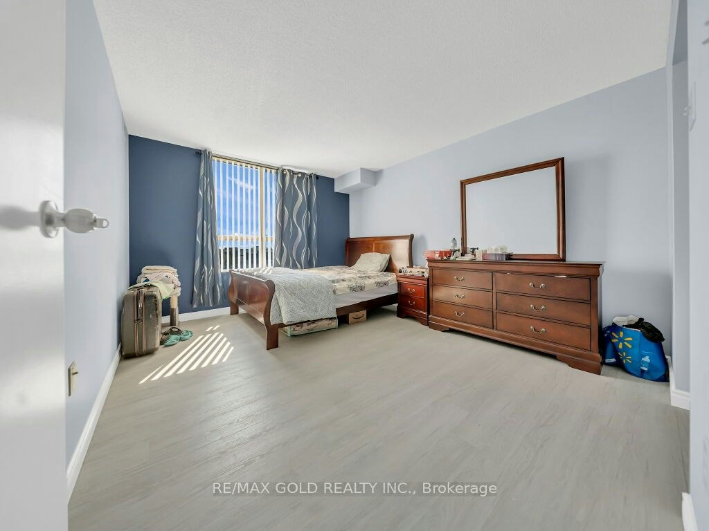 611-30 Blue Springs Drive, Waterloo, ON, N2J 4T2 - 26
