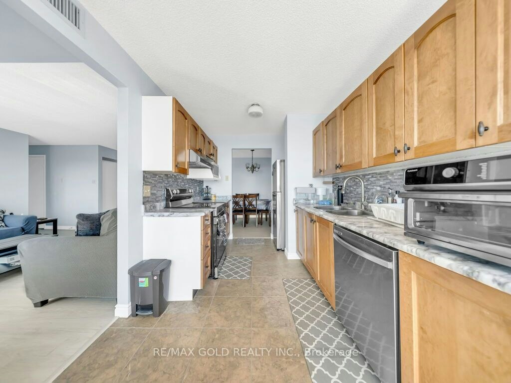 611-30 Blue Springs Drive, Waterloo, ON, N2J 4T2 - 19