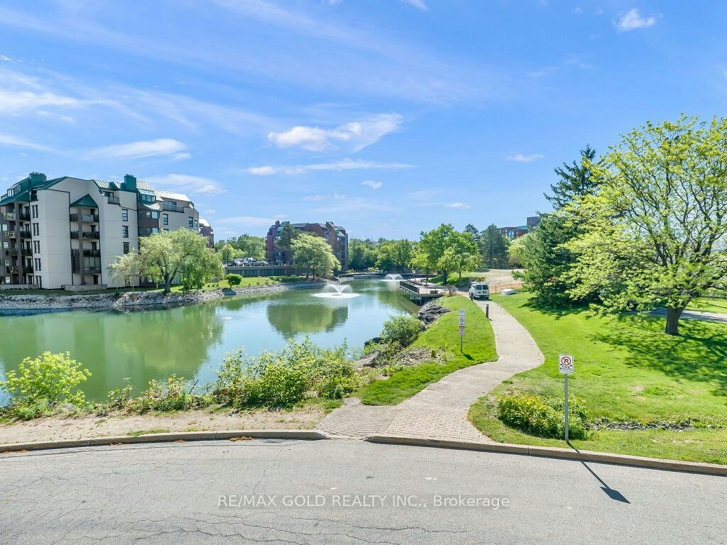 611-30 Blue Springs Drive, Waterloo, ON, N2J 4T2 - 3