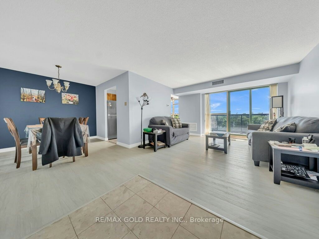 611-30 Blue Springs Drive, Waterloo, ON, N2J 4T2 - 12